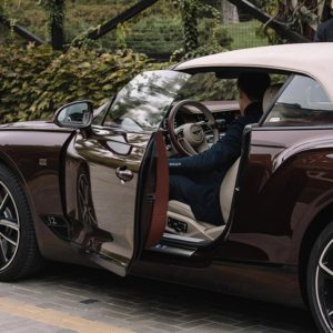 Bentley отметила 100-летие элегантным тест-драйвом по Ростовом //Фото: Ключавто