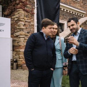 Bentley отметила 100-летие элегантным тест-драйвом по Ростовом //Фото: Ключавто