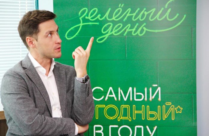 1 Руслан Салимов, управляющий Ростовским отделением Сбербанка, рассказал об акции