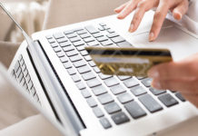 В Ростовской области мошенники украли 90 тысяч рублей со счета местной жительницы