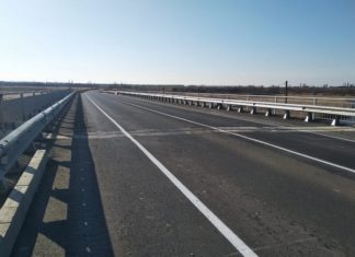 В Октябрьском районе на М-4 «Дон» после ДТП обрушился мост