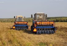 Кратковременные дожди не спасут донские посевы от засухи Сеялка, созданная специально для хозяйств, переходящих или работающих по технологии бинарных посевов в системе NO-TILL //Фото: Гарантийный фонд Ростовской области