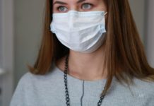 В Ростовской области запретили выход из дома без маски