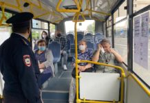 В Ростовской области составили 600 протоколов из-за нарушения масочного режима в транспорте