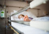 Ребенок в больницу//Фото: amp.politeka.net