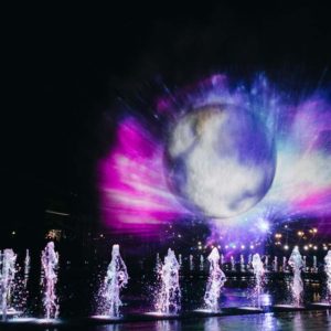 Открытие светомузыкального интерактивного фонтана в роствоском парке "Левобережный" //Фото: пресс-служба Сбербанка