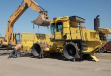 В Ростовской области появилась уникальная машина для работы на объектах размещения отходов