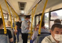 В Ростове приостановили работу 215 автобусов из-за проверок масочного режима