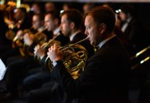 Песни военных лет, «Юра дворник», концерт Димы Коваля и «Помилование»: афиша