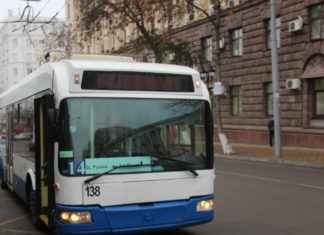 Троллейбусы решили не отменить, а заменить на новые //фото: администрация Ростов