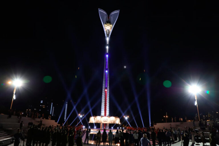 Символ продолжающейся жизни: Ростов-на-Дону поддержал всероссийскую акцию «Лучи Победы»