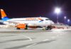 Авиалайнеры «Суперджет 100» авиакомпании «Азимут» на стоянке в аэропорту Платов //Фото: пресс-служба авиакомпании «Азимут»
