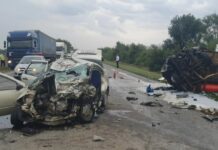 В ДТП в Сальском районе погибли шесть человек