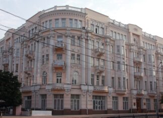 ЮФУ и Ростовская консерватория вошли в топ-100 лучших вузов России по версии Forbes ЮФУ // фото: ru.wikipedia.org