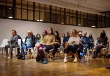 Гринвошинг, trashion и медленная мода: в Ростове прошло ток-шоу«Science МОДА» Зрители ток-шоу «Science МОДА» // фото: Александр Канаев