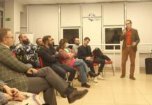 Градозащитники призвали изменить план объединенной охранной зоны Ростова Пресс-конференция организации "Мой Фасад" // фото: Ксения Дубко, "Городской репортер"