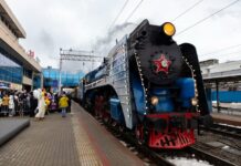 Поезд Деда Мороза побывал в Ростове-на-Дону Поезд Деда Мороза // фото: don24.ru