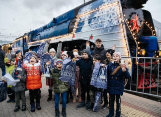 Поезд Деда Мороза снова не приедет в Ростов Двадцать ростовских семей приняли участие во встрече поезда Деда Мороза на станции «Ростов-Главный» //Фото: Александр Саенко