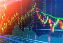 В России курс доллара парализовал фондовый рынок и побил исторический максимум