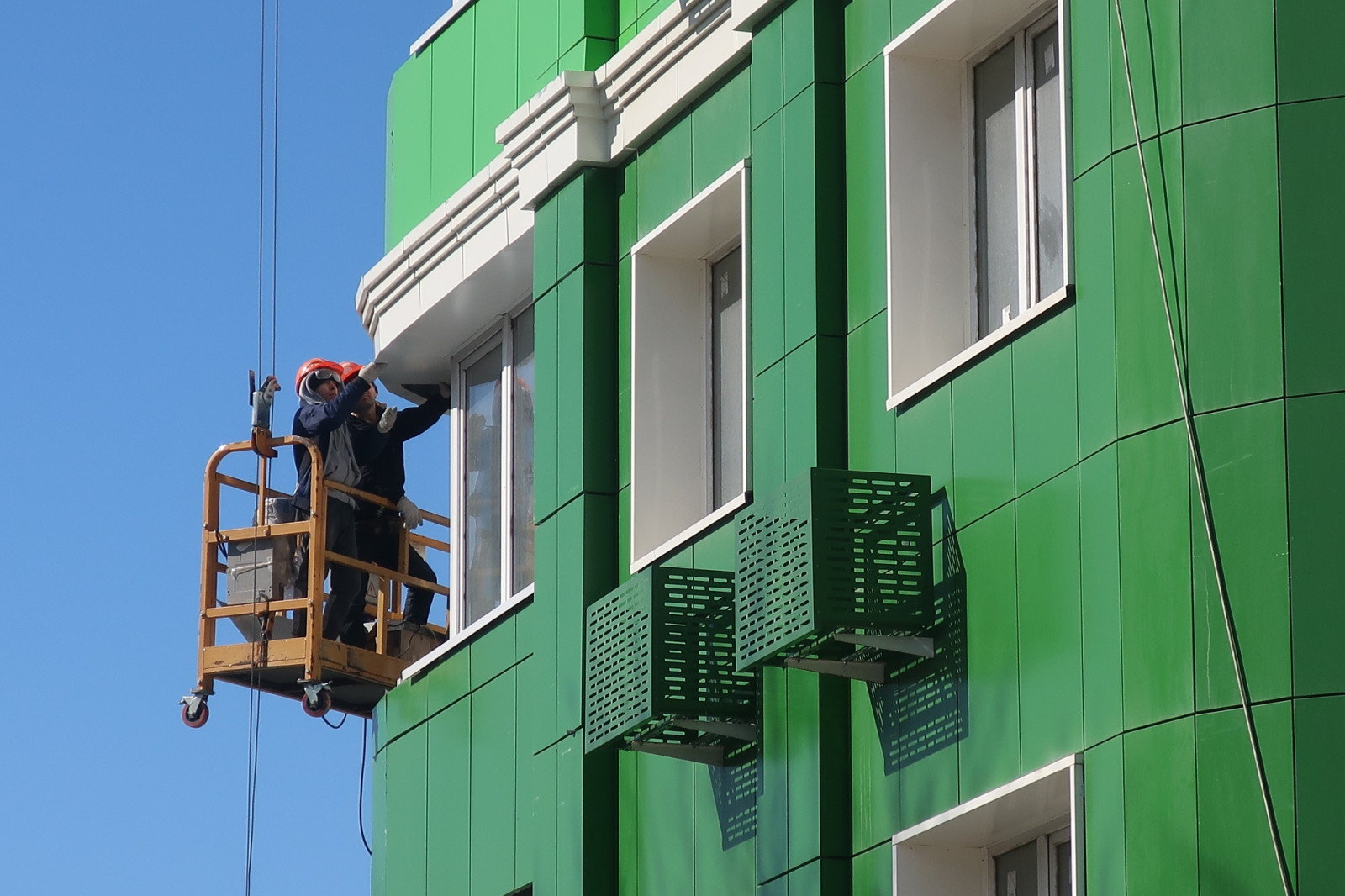 В Ростове завершается возведение долгостроя на Нагибина