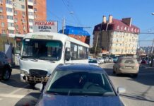 В Ворошиловском районе во время ДТП с маршруткой пострадал пассажир