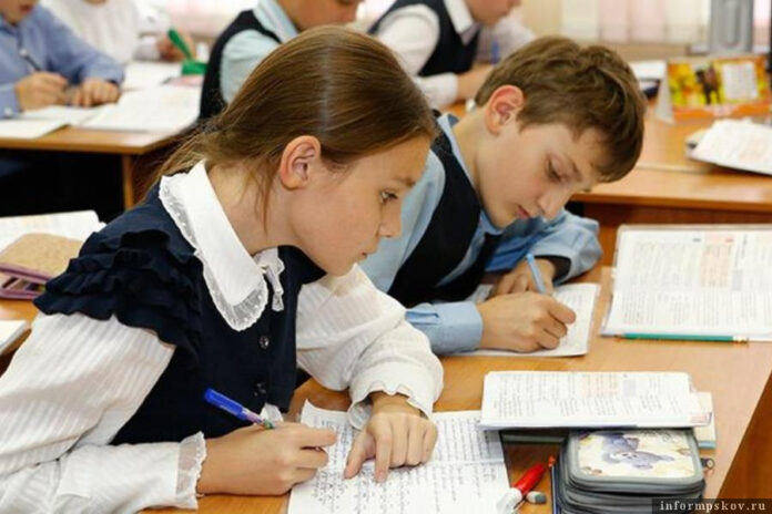 Школа//фото с сайта informpskov.ru