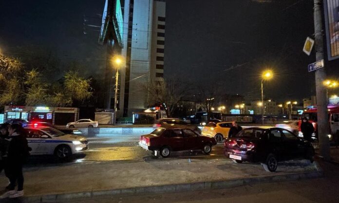 Фото с места аварии предоставлено отделом пропаганды УГИБДД по РО