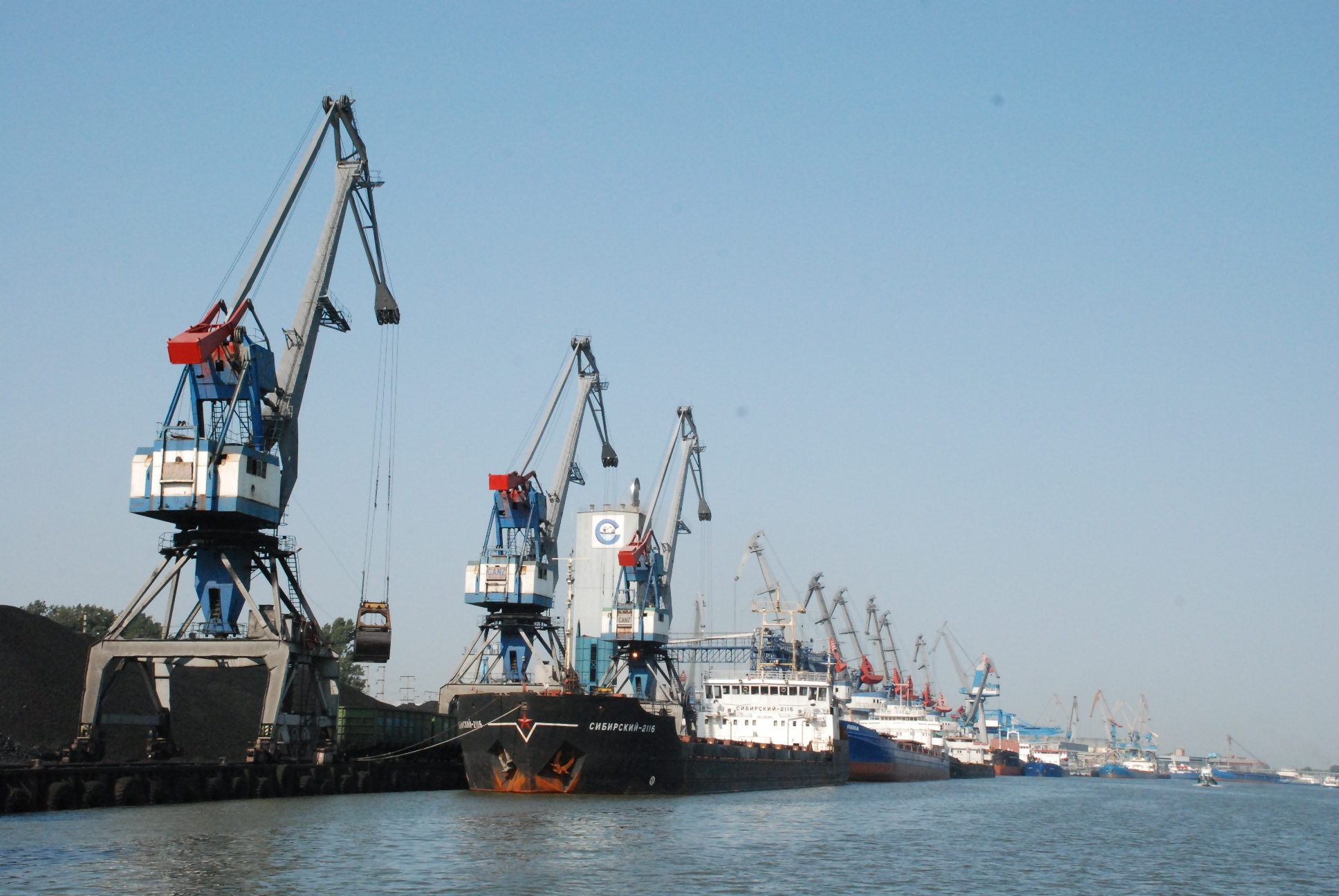 В портах Ростовской области усилена охрана