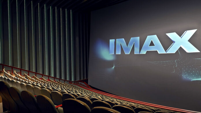 Кинозал в формате IMAX //Фото: kg-portal.ru