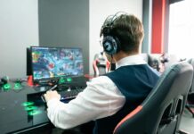 Команда ростовского лицея стала победителем всероссийской Школьной лиги Сбера по киберспорту лицей №11 стал победителем всероссийской школьной лиги Сбера по киберспорту // фото: Федерация компьютерного спорта России